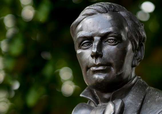 110821JE3806_ank_sept21